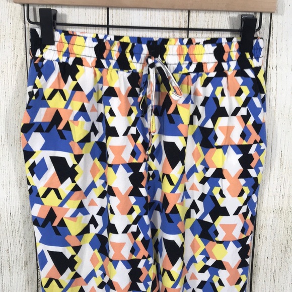 ShoSho Linen Ladies Jogger Pants - Picture 2 of 7